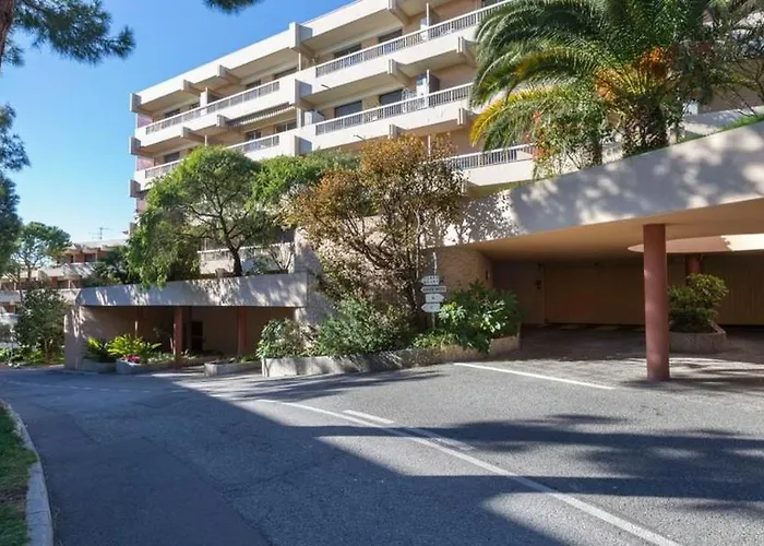 Piscine Climatisation Tennis Appartement Nice