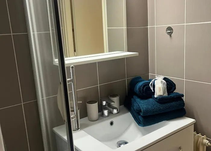 Piscine Climatisation Tennis *