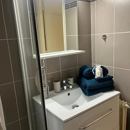 Piscine Climatisation Tennis *